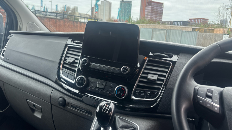 Ford Transit Custom 280 L1 Diesel Fwd 2.0 EcoBlue 130ps Low Roof Limited Van